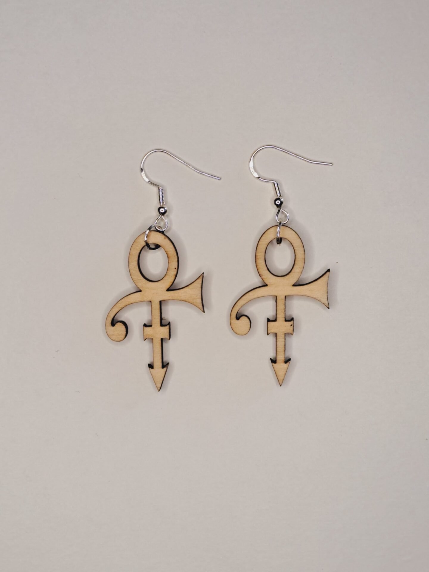 Boucles d'oreilles pendantes "Love Symbol" – Image 2