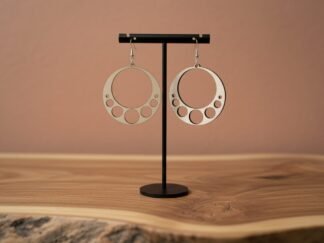 Boucles d'oreilles créoles en bois "Moons"